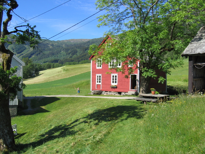 Frå Bualoftet