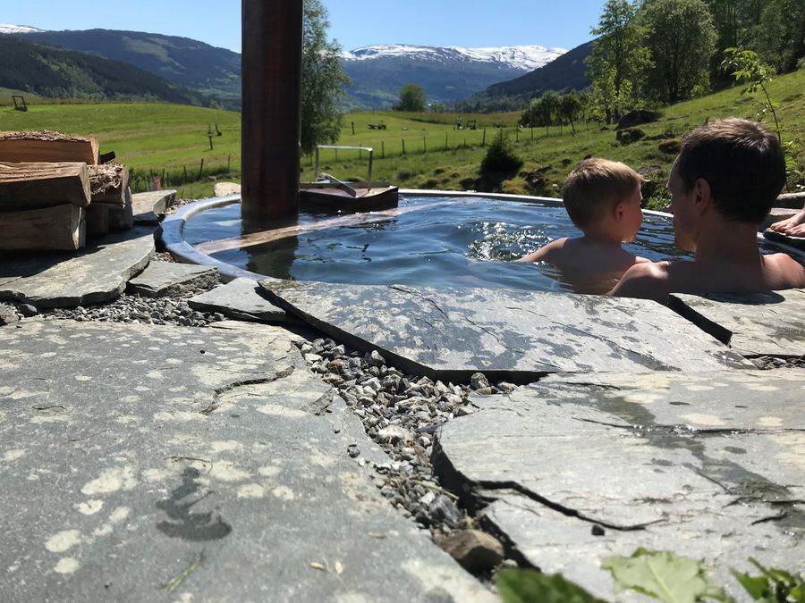 Frå Eenstunet